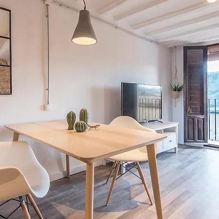 Apartment Forum *