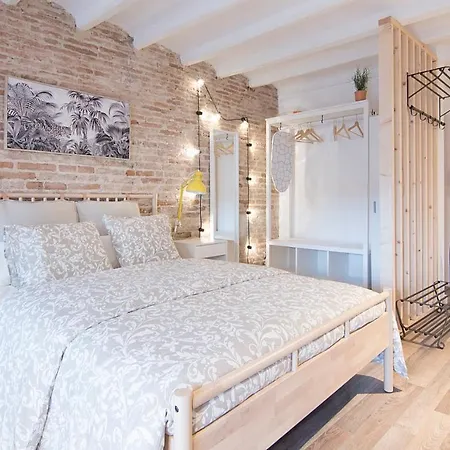 Apartment Forum *